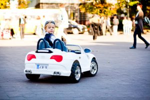 Bambini in vacanza: 10 consigli di salute per viaggiare tranquilli