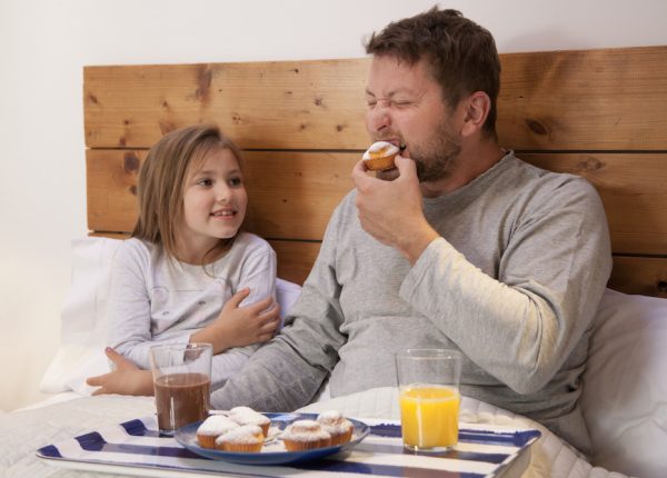 Bambini obesi: la “colpa” è dei genitori. I consigli per non sbagliare