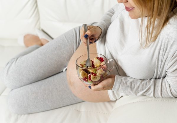 Dieta estiva in gravidanza, i consigli della dietista