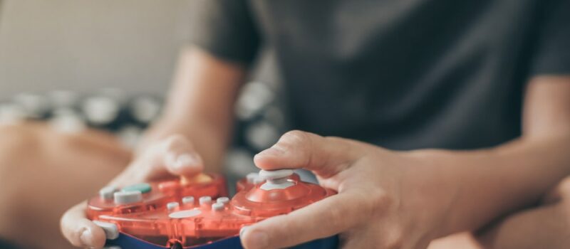 Quante ore giocare ai videogiochi? Una bussola per capire la dipendenza